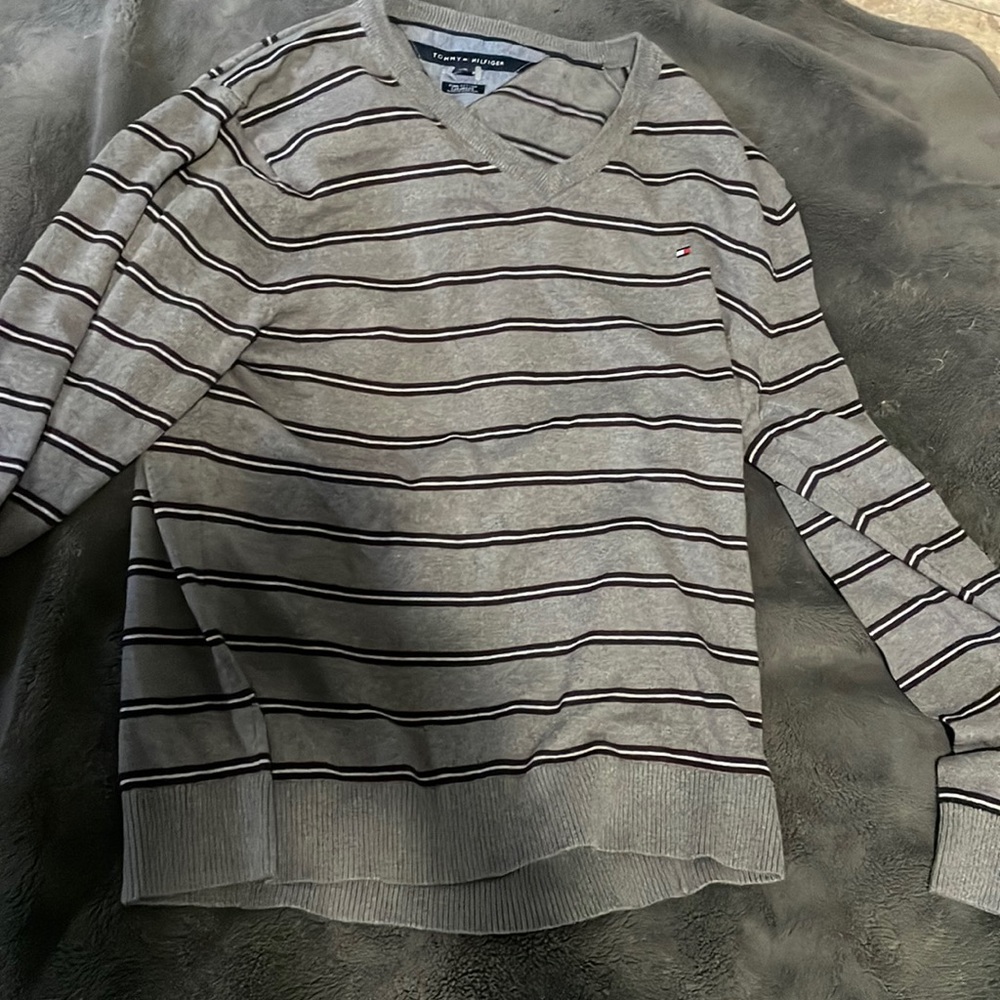 Tommy Hilfiger XL cashmere long sleeve